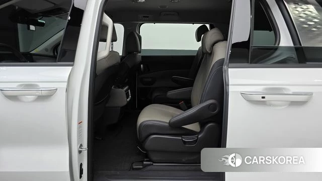 Kia The New Carnival 4th Generation 2025 Белый из Кореи, фото 3