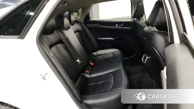 Kia The New K5 3rd generation 2024 Белый из Кореи, фото 3