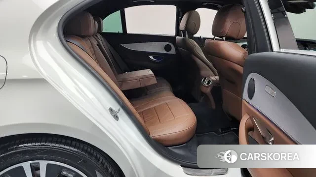 Mercedes-Benz E-Class W213 2020 Белый из Кореи, фото 3