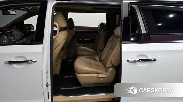 Kia The New Carnival 2018 Белый из Кореи, фото 3