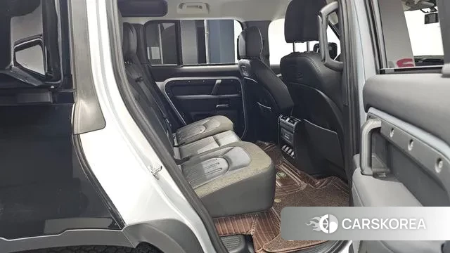 Land Rover Defender (L663) 2020 Черный из Кореи, фото 3