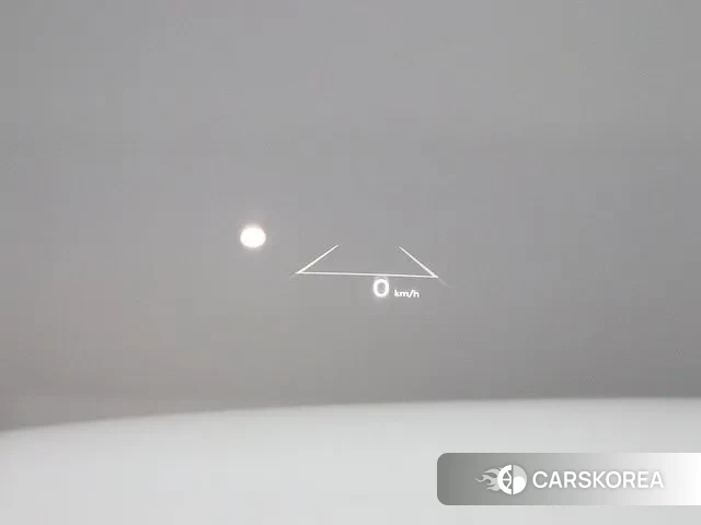 Hyundai Grandeur Hybrid (GN7) 2023 Белый из Кореи, фото 3