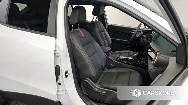 Chevrolet (GM Daewoo) Trax Crossover 2023 Белый из Кореи, фото 3