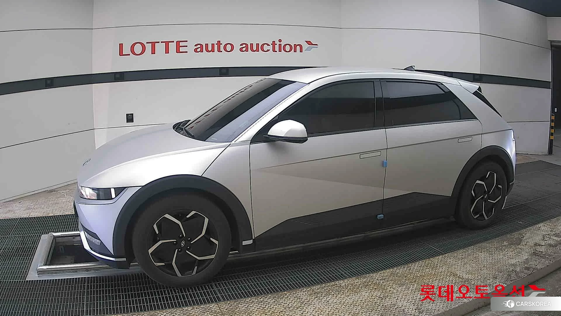 Hyundai IONIQ 5 2022 Gravity Gold Mat из Кореи, фото 3