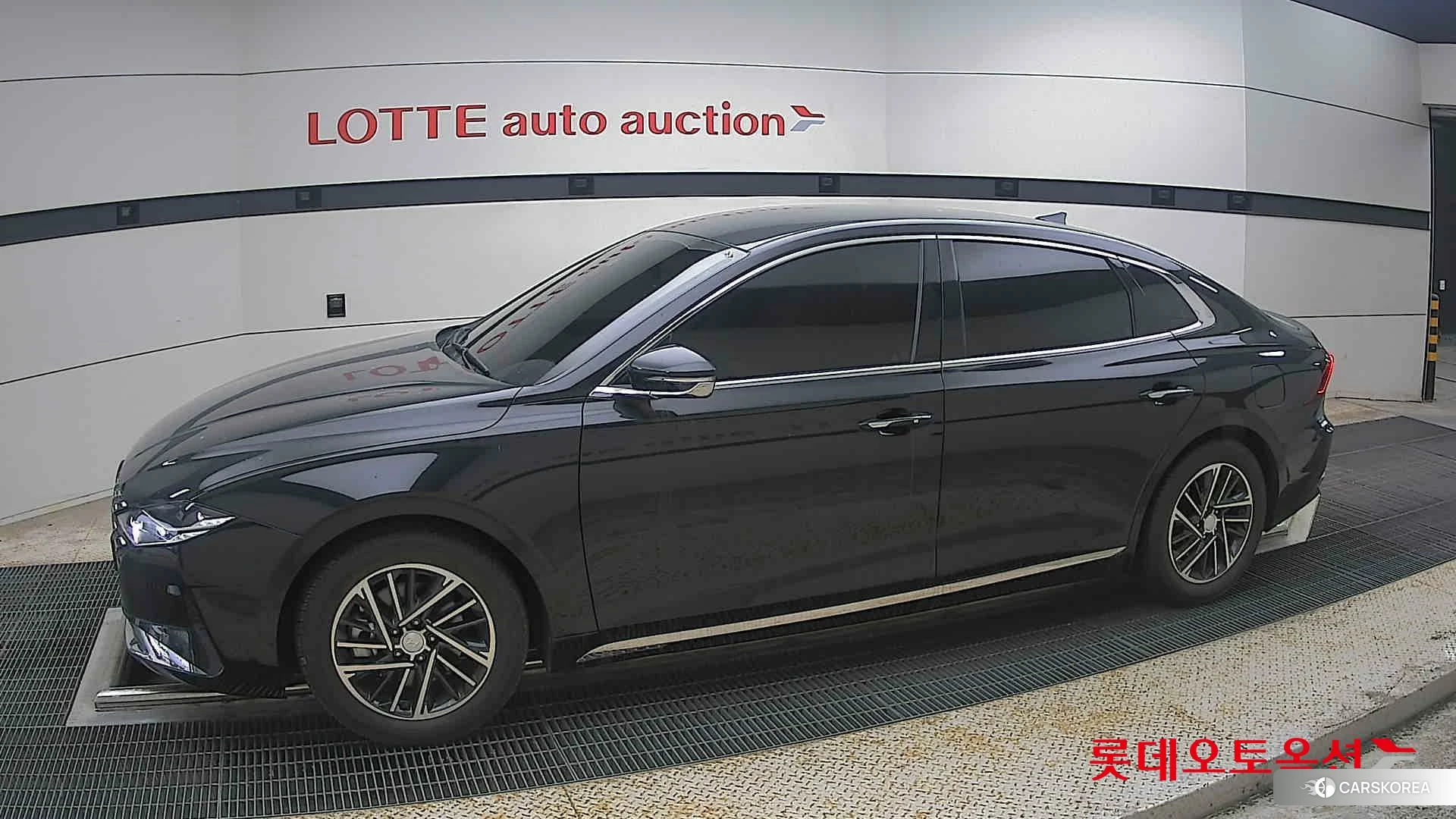 Hyundai Grandeur 2023 Abyss Black Pearl из Кореи, фото 3