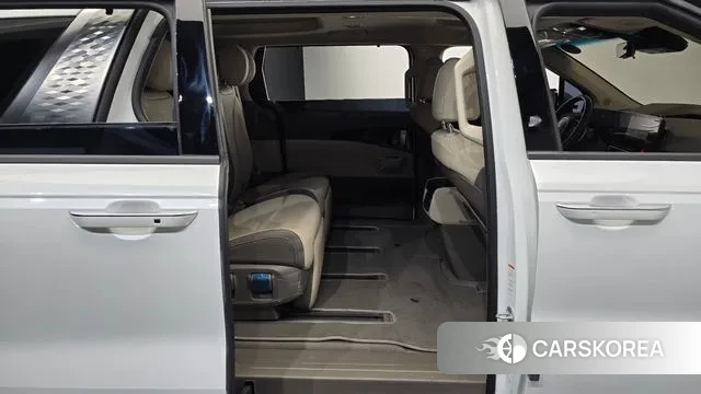 Kia The New Carnival 4th Generation 2023 Белый из Кореи, фото 3