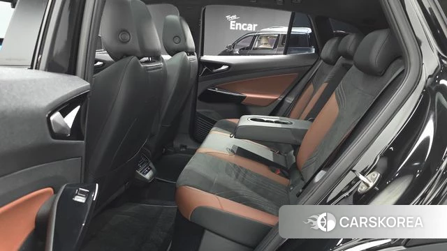 Volkswagen ID.4 2023 Черный из Кореи, фото 3