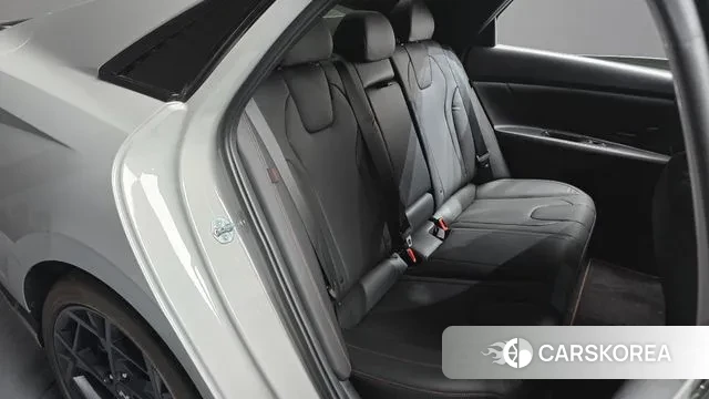 Hyundai The New Avante (CN7) 2024 Серый из Кореи, фото 3