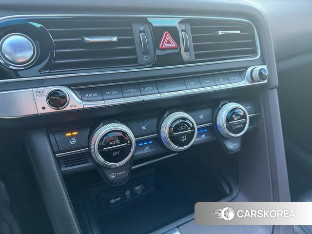 Genesis G70 2018 Белый из Кореи, фото 3