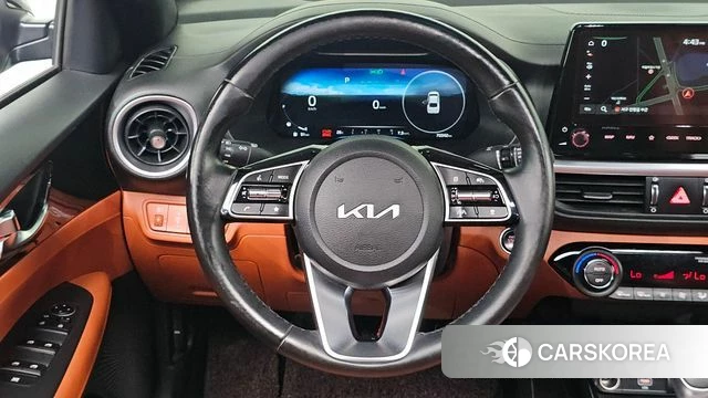 Kia The New K3 2nd generation 2022 Черный из Кореи, фото 3
