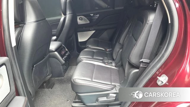 Lincoln Aviator 2nd generation 2021 Красный из Кореи, фото 3