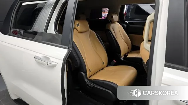 Kia Carnival 4th generation 2022 Белый из Кореи, фото 3