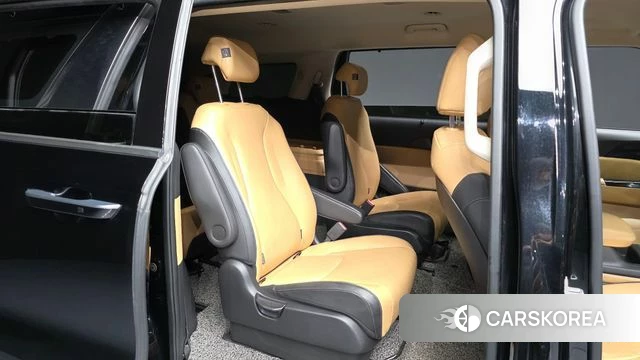 Kia Carnival 4th generation 2022 Черный из Кореи, фото 3