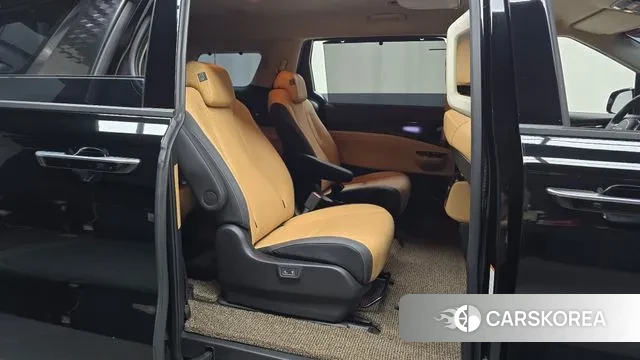 Kia Carnival 4th generation 2022 Черный из Кореи, фото 3