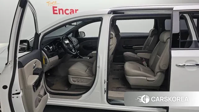 Kia The New Carnival 2019 Белый из Кореи, фото 3