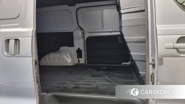 Hyundai The New Grand Starex 2018 Серебристо-серый из Кореи, фото 3