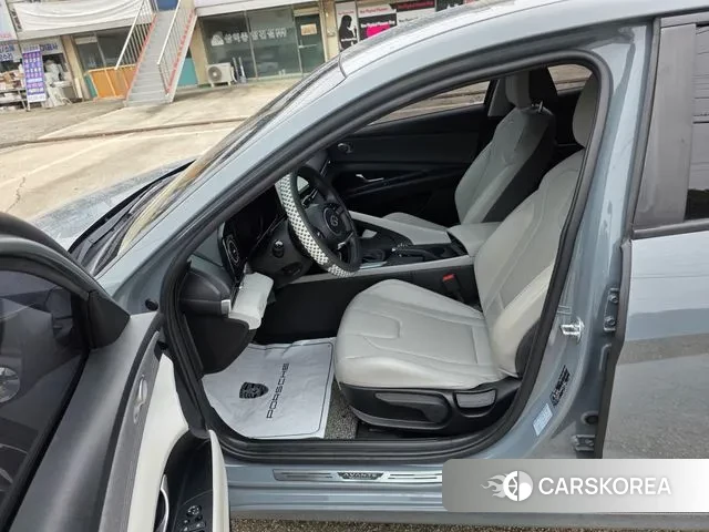 Hyundai Avante (CN7) 2020 Серебристо-серый из Кореи, фото 3