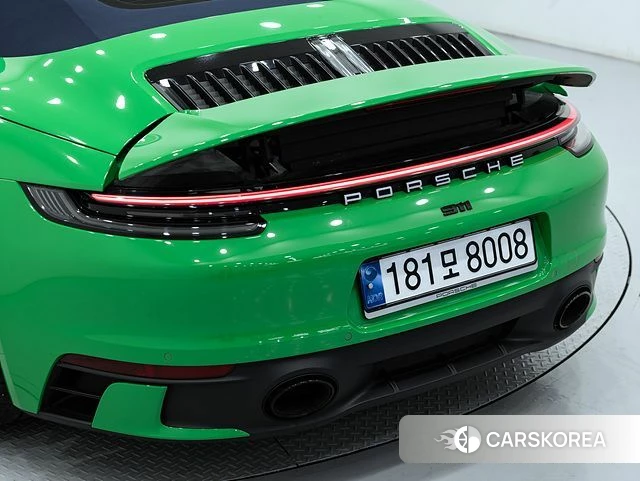 Porsche 911(992) 2023 Зеленый из Кореи, фото 3