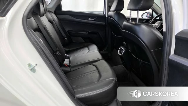 Kia K5 3rd generation 2021 Белый из Кореи, фото 3