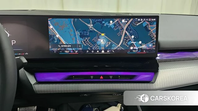 BMW 5 Series (G60) 2025 Серебристо-серый из Кореи, фото 3