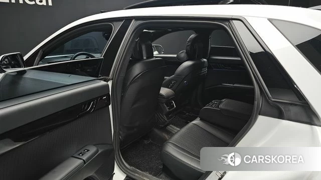 Hyundai Grandeur Hybrid (GN7) 2023 Белый из Кореи, фото 3