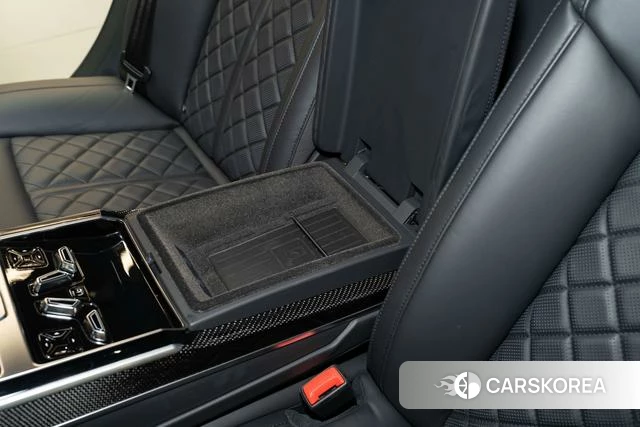 Audi S8 2021 Темно-серый из Китая, фото 3