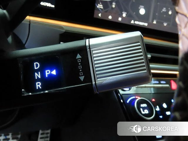 Hyundai Santa Fe (MX5) 2023 Белый из Кореи, фото 3