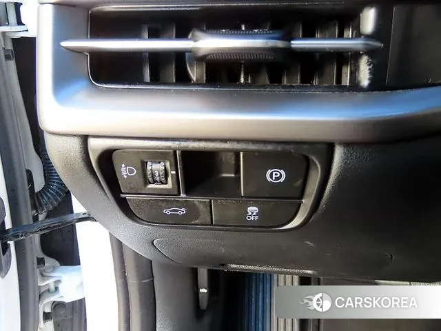 Hyundai Grandeur (GN7) 2023 Белый из Кореи, фото 3