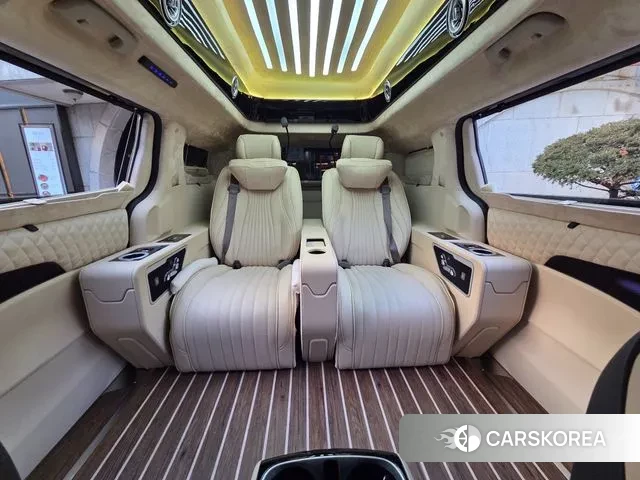 Kia Carnival 4th generation 2023 Черный из Кореи, фото 3