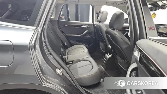 BMW X1 (F48) 2021 Серый из Кореи, фото 3