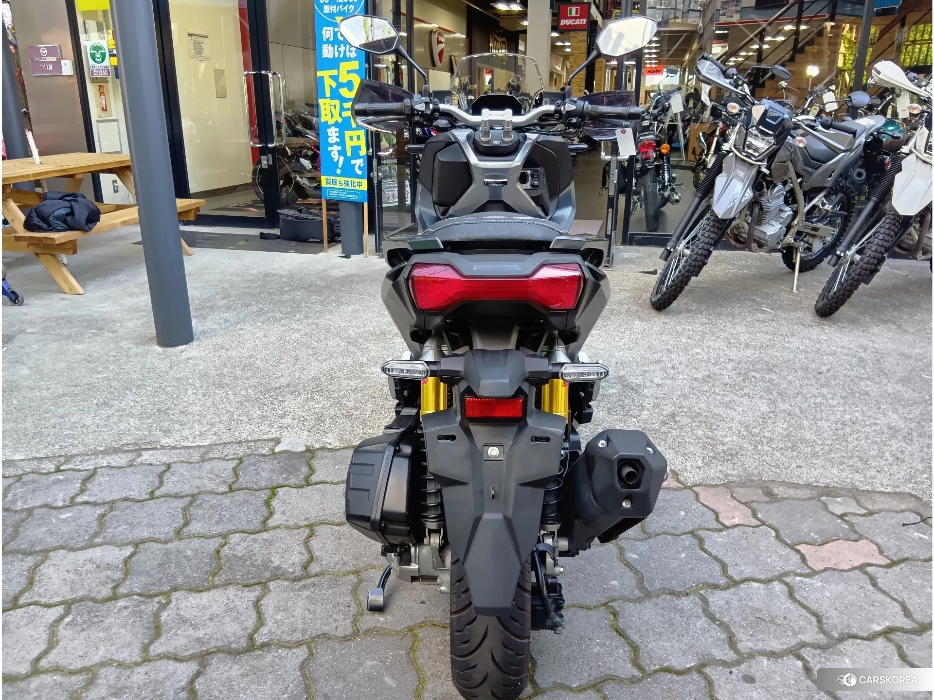 Проданный Honda ADV150 id 4184916 из Японии