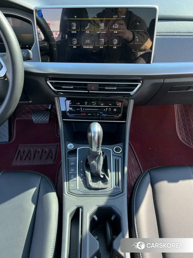 Volkswagen Lavida 2022 Белый из Китая, фото 3