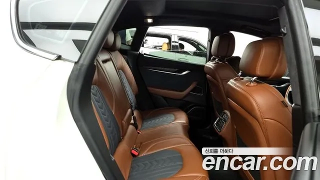 Maserati Levante id 2886639 из Кореи 3