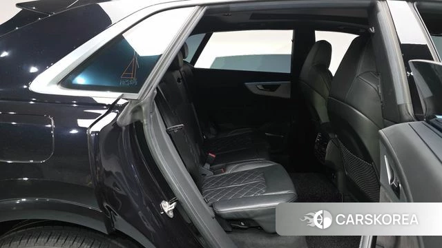 Audi Q8 (4M) 2021 Черный из Кореи, фото 3