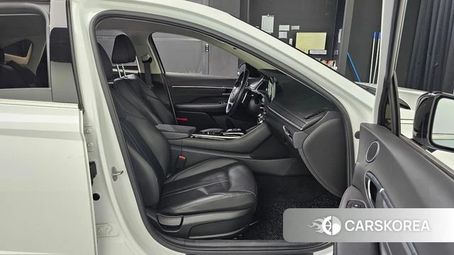 Hyundai Sonata (DN8) 2022 Белый из Кореи, фото 3