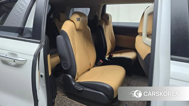 Kia Carnival 4th generation 2023 Белый из Кореи, фото 3