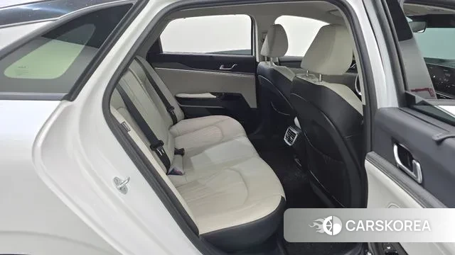 Kia The New K5 Hybrid 3rd generation 2024 Белый из Кореи, фото 3