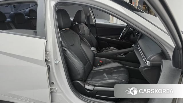Hyundai Avante (CN7) 2021 Серый из Кореи, фото 3