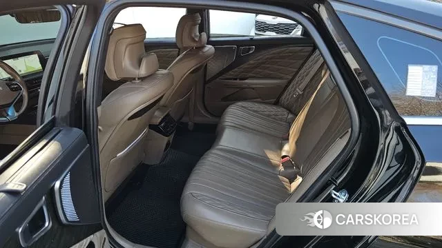 Kia K8 Hybrid 2023 Черный из Кореи, фото 3