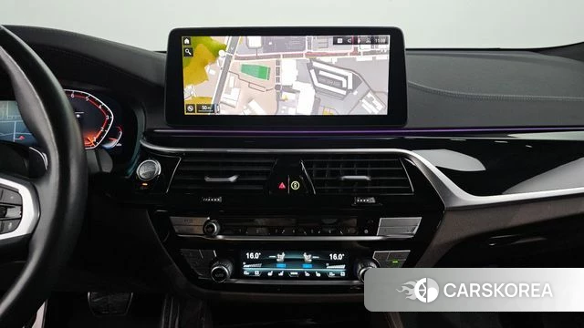 BMW 6 Series GT (G32) 2023 Черный из Кореи, фото 3