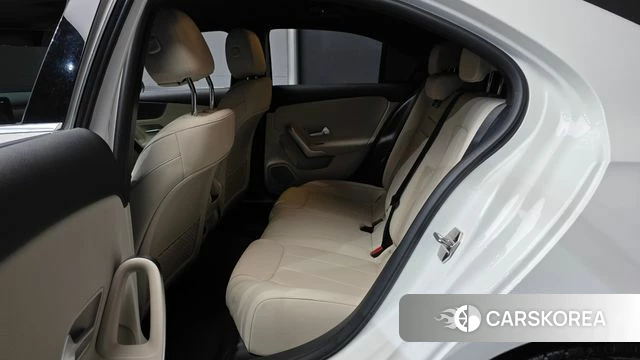 Mercedes-Benz A-Class W177 2024 Белый из Кореи, фото 3