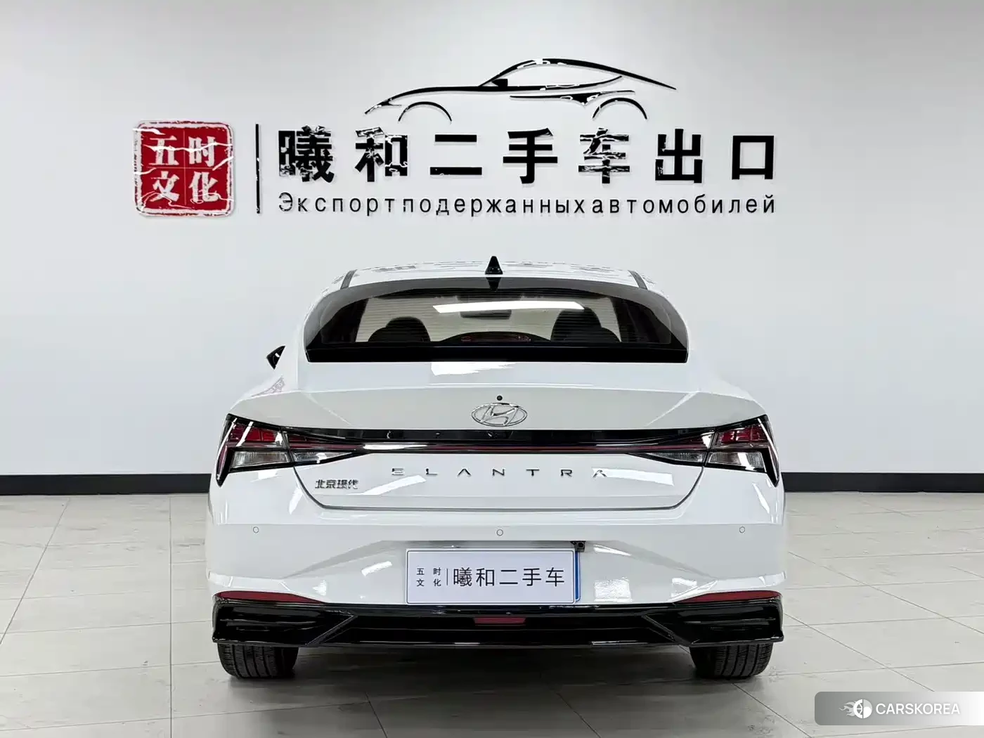 Hyundai Elantra 2023 Белый из Китая, фото 3