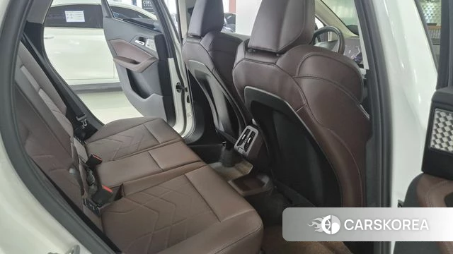 BMW 2 Series Active Tourer (U06) 2025 Белый из Кореи, фото 3