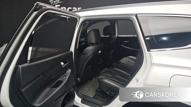 Hyundai The New Santa Fe 2023 Белый из Кореи, фото 3