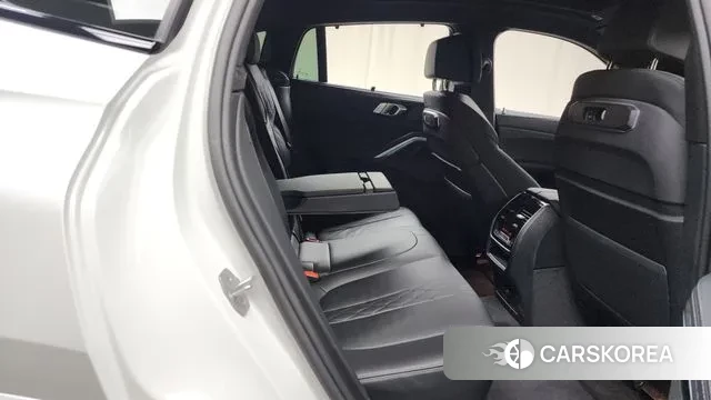 BMW X6 (G06) 2025 Белый из Кореи, фото 3