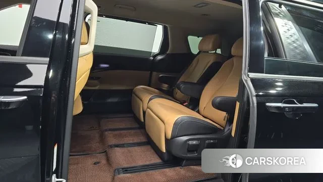 Kia Carnival 4th generation 2023 Черный из Кореи, фото 3