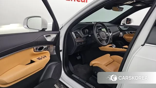 Volvo XC90 second Generation 2024 Белый из Кореи, фото 3