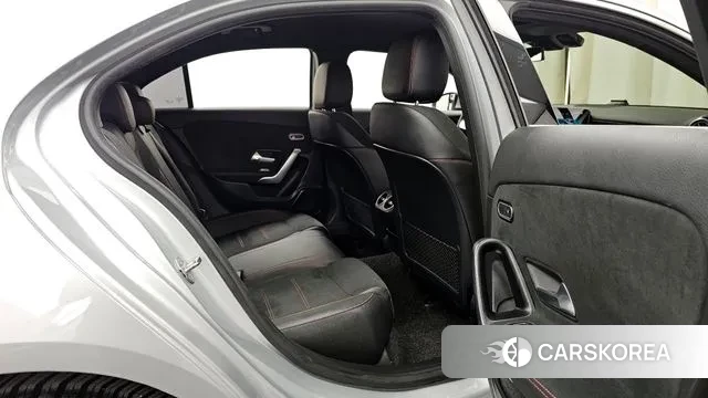 Mercedes-Benz A-Class W177 2020 Серебристо-серый из Кореи, фото 3