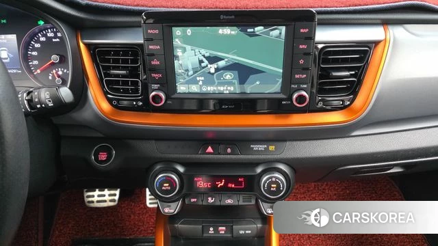 Kia Stonic 2019 Красный из Кореи, фото 3