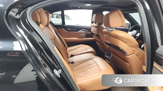 BMW 7 Series (G11) 2021 Черный из Кореи, фото 3